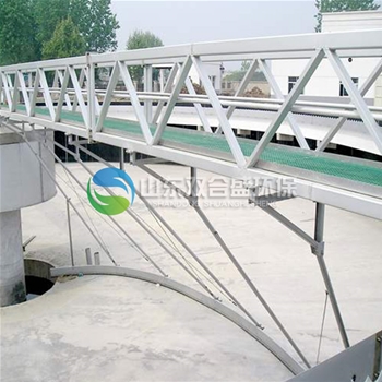 半橋中心傳動(dòng)刮泥機(jī)